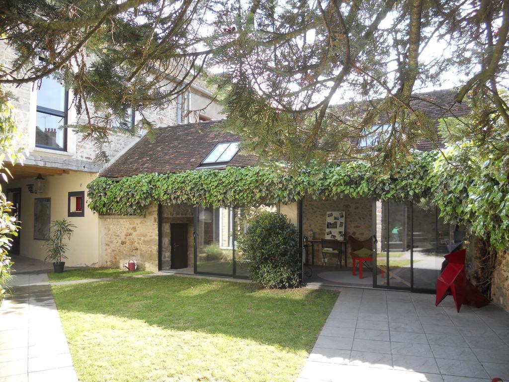 Le Nid D'Hirondelles Bed and Breakfast Perthes-en-Gatinais Buitenkant foto
