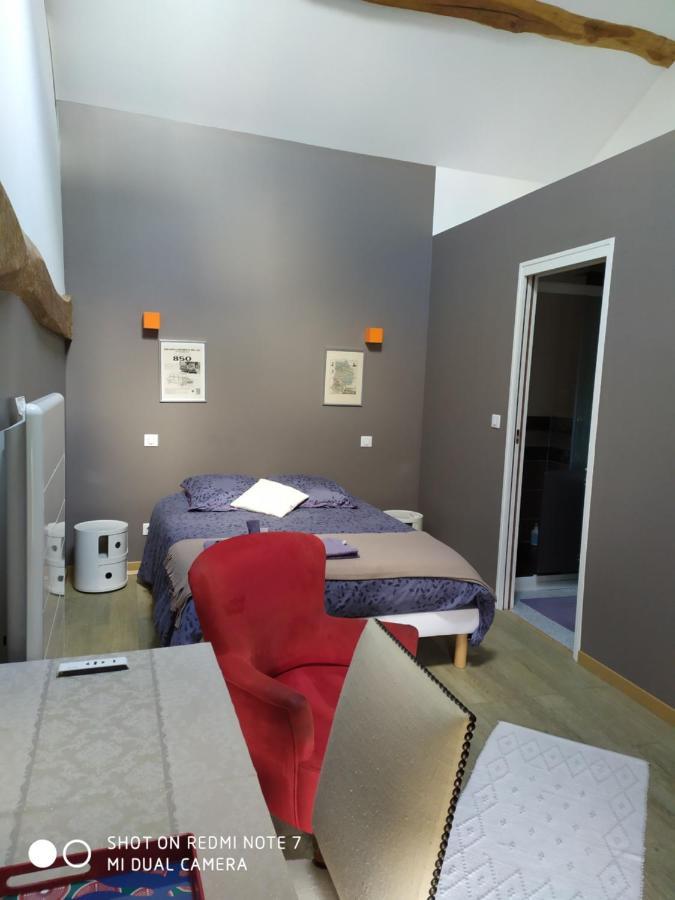 Le Nid D'Hirondelles Bed and Breakfast Perthes-en-Gatinais Buitenkant foto